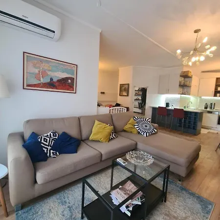 Apartamento At Hana's Center Tirana